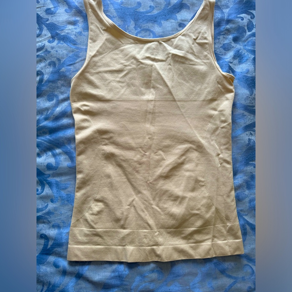 EMPETUA  SHAPEWEAR. NEVER WORN SIZE 2 XL